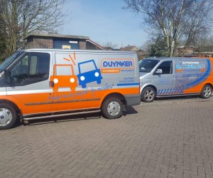 Raamreparatie op locatie en thuis voor beide bedrijven geen probleem #Pruim #Duynker